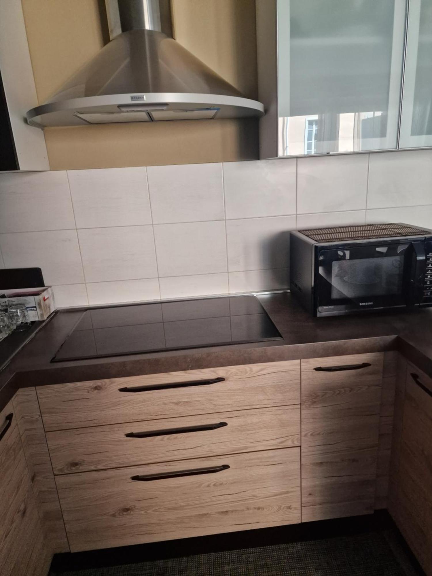 Varese Prime - Large Independent Apartment, Air Conditioning, 2 Bathrooms, 2 Free Covered Parking Spaces, No Restricted Traffic Zone, Train Station 100M, Theatre 150M, Historic City Centre Luaran gambar